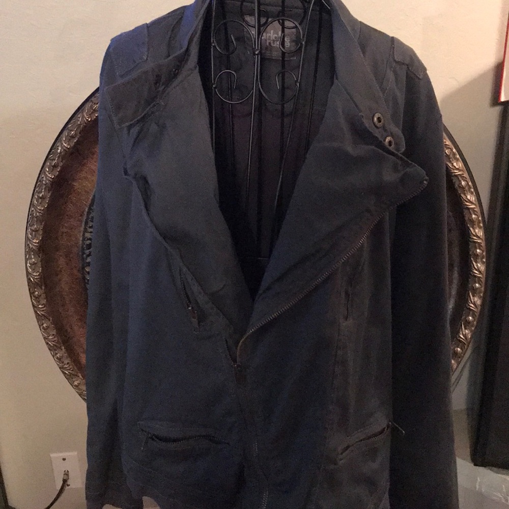Unique lightweight jacket - Picture 3 of 4
